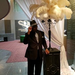 Meet your Posher, Darryl